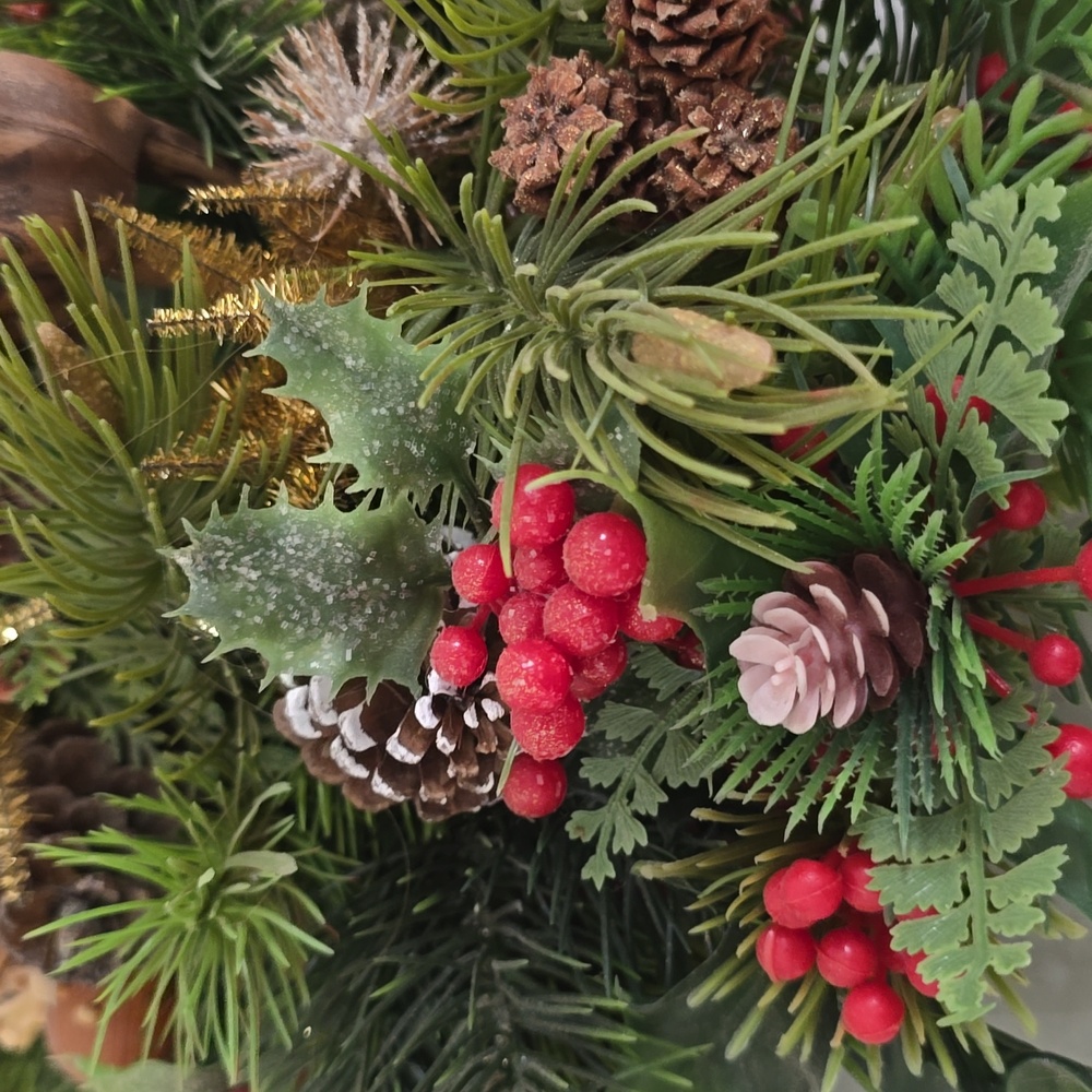Vintage Festive Red Candle Centerpiece with Reindeer Accents - Picture 7 of 16